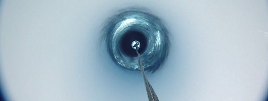 Borehole in Antarctic ice sheet [Image: British Antarctic Survey]