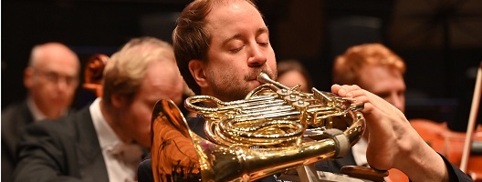 Felix Klieser plays the French horn