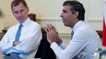 Jeremy Hunt and Rishi Sunak in discussions