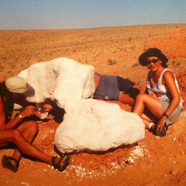 Bolortsetseg Minjin and a colleague with a dinosaur fossil in the Gobi Desert (Image supplied by Bolortsetseg Minjin)